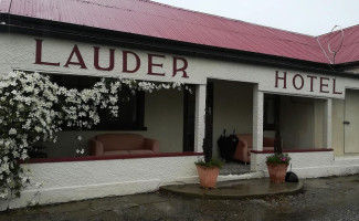 Lauder outside