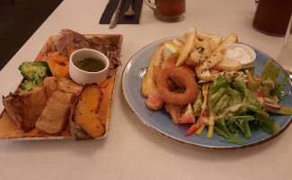 Oxford Club food