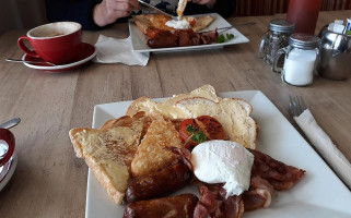 Leeston Coffee Company food