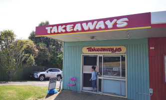 Omokoroa Minimart And Takeaways outside