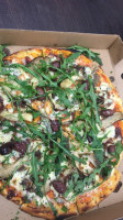 Omokoroa Beach Pizza food