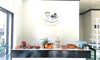 Ron's Hedgehogcafe menu