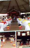 Ponciaan Catering inside