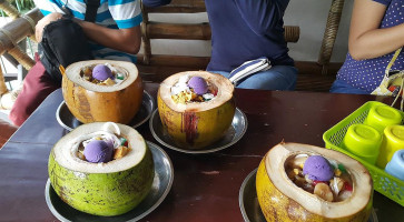 Apareja Buko Halo-halo food