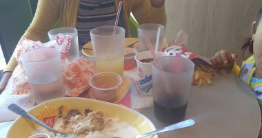 Jollibee food