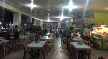 Kabasalan Food Court inside