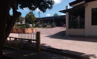 Ka Kubo outside