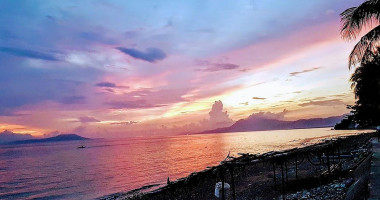 Lomi Sa Dalampasigan outside