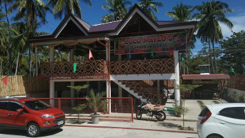 Lolo Mateo's Seafood And Grill outside