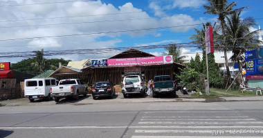 Nanay Alice Talabahan outside