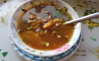 Nelia's Goto, Mami And Bulalo food