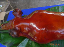 Omie's Lechon (rommel Duetes) food