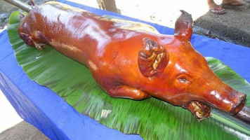 Omie's Lechon (rommel Duetes) food