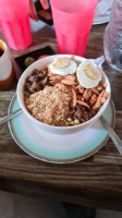 Ellaine's Lomi House Sangalang, Lemery Branch food