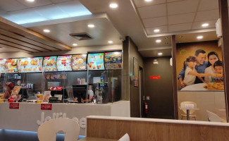 Jollibee inside