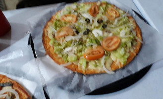 Albertos Pizza Sibonga food