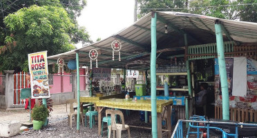 Tita Rose Eatery Lomi House outside