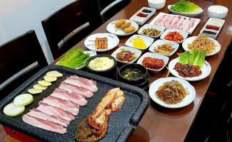 Donam Kimchi Samgyupsal In Liloan food