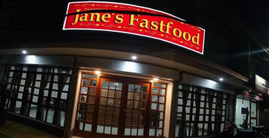 Jane's Fastfood outside