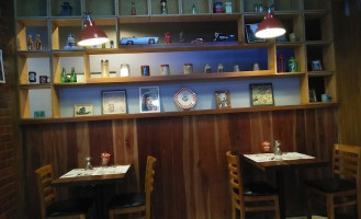 Steves Diner inside