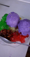 Bern's Bakeshoppe And Halo-halo food