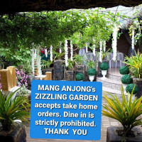 Mang Anjong's Place outside