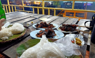 Medellin Dock Sides food