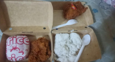 Jollibee food