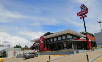 Jollibee Tubod outside