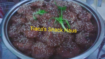 Tiaca's Snack Haus And Catering food