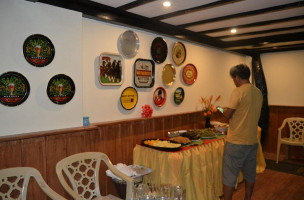 Cobadonga Inn inside