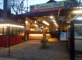 Katrina's Grill outside