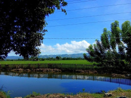 Kamayan Sa Higad Dalan outside