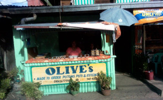 Olive's Putong Puti outside