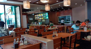 Mang Inasal Talavera inside