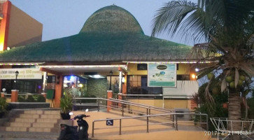 Star Monica Resorts And outside