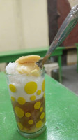 Elvie's Halo-halo food