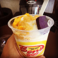 Ben's Halo Halo Candelaria Branch food