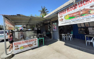 Royal Blood Lechon outside