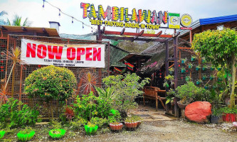 Tambilawan Kamayan outside