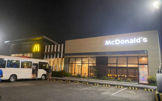 Mcdonald's outside