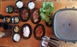 Sasi Korean Grill food