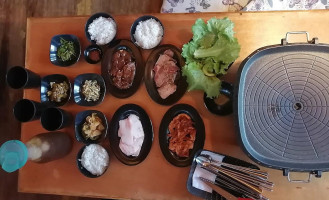 Sasi Korean Grill food