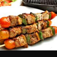 Ellie Bellie's Kebabs food