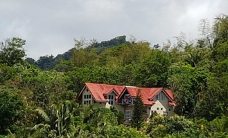 Bheng Canteen outside