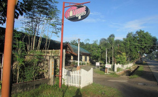 Roadside Resto outside