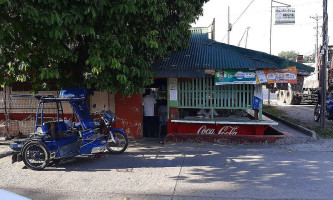 Mardigras La Paz Batchoy outside