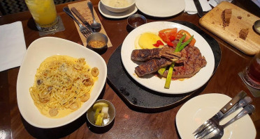 Outback Steakhouse Anyang Pyeongchon food