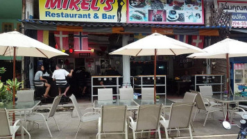 Mikel's Restaurant Bar outside