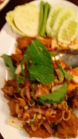 ครัวจันท์สุข food